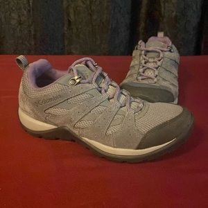 Columbia Redmond V2 Waterproof Hiking Shoes Gray & Purple Size 5.5